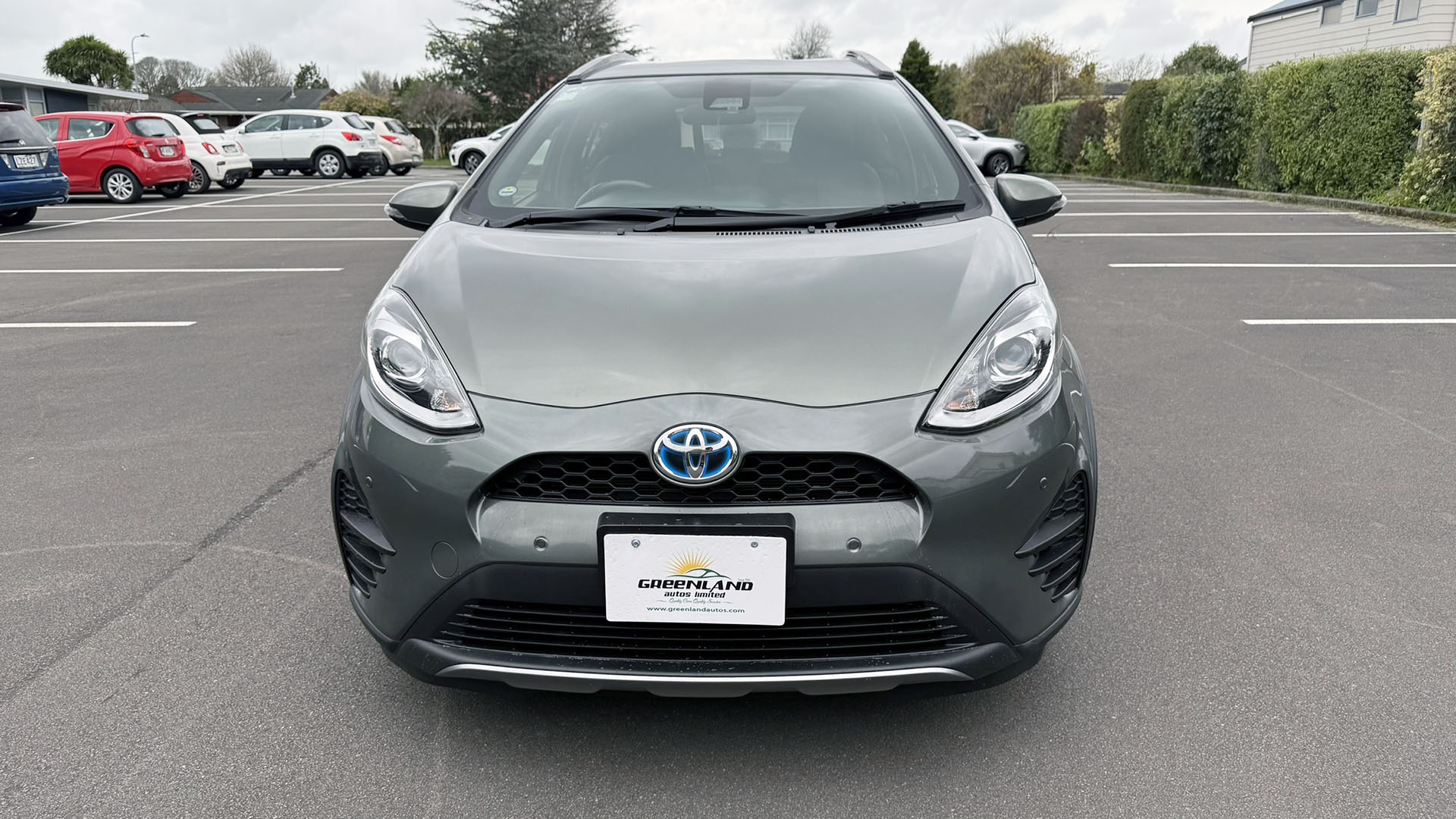 2019 Toyota Aqua Hybrid Crossover For Sale - Greenland Autos Limited